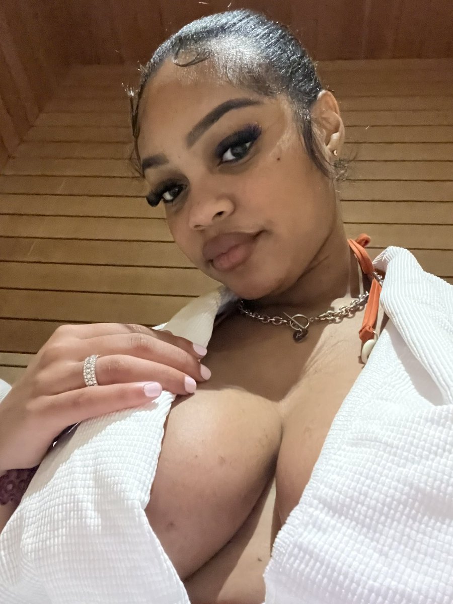 keinyah_'s tweet photo. I just get BADDER over time 😍 https://t.co/OB05hfH8zn