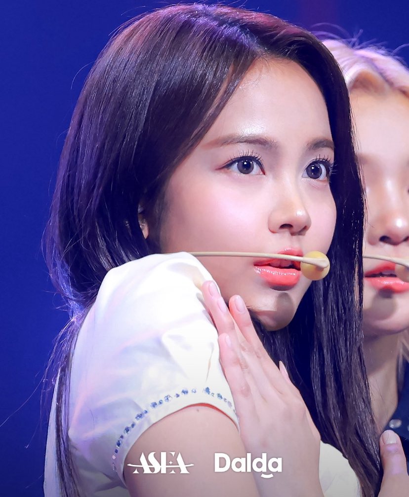 • 📸 | Atualização de ASEA Dalda com Carmen.

#CARMEN #카르멘 
#Hearts2Hearts #하츠투하츠