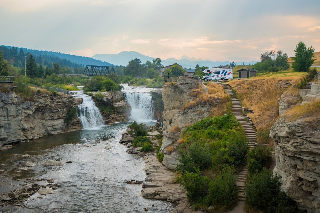 CanaDream RV Rentals (@canadreamrv) on Twitter photo ✨Just thinking about the stunning views in southern Alberta and all the cool stuff it has in store for us this summer! Can’t wait to get out there and explore! 🌲
#lundbreckfalls #alberta #southernalberta #viws #vanlife #landscape
📸 <a href="/dusty/">Dustan Ingenthron</a>.cressey ✨Just thinking about the stunning views in southern Alberta and all the cool stuff it has in store for us this summer! Can’t wait to get out there and explore! 🌲
#lundbreckfalls #alberta #southernalberta #viws #vanlife #landscape
📸 <a href="/dusty/">Dustan Ingenthron</a>.cressey