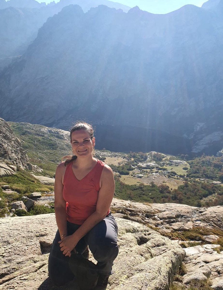 GigiCalvaire's tweet photo. Disparition inquiétante.
Delphine n'a plus donné de nouvelles depuis mercredi 2/07 2025 dans le pays de Gex
Elle est vétérinaire.
Partie en randonnée
#disparition
#paysdegex https://t.co/PT4Oz7yfLz