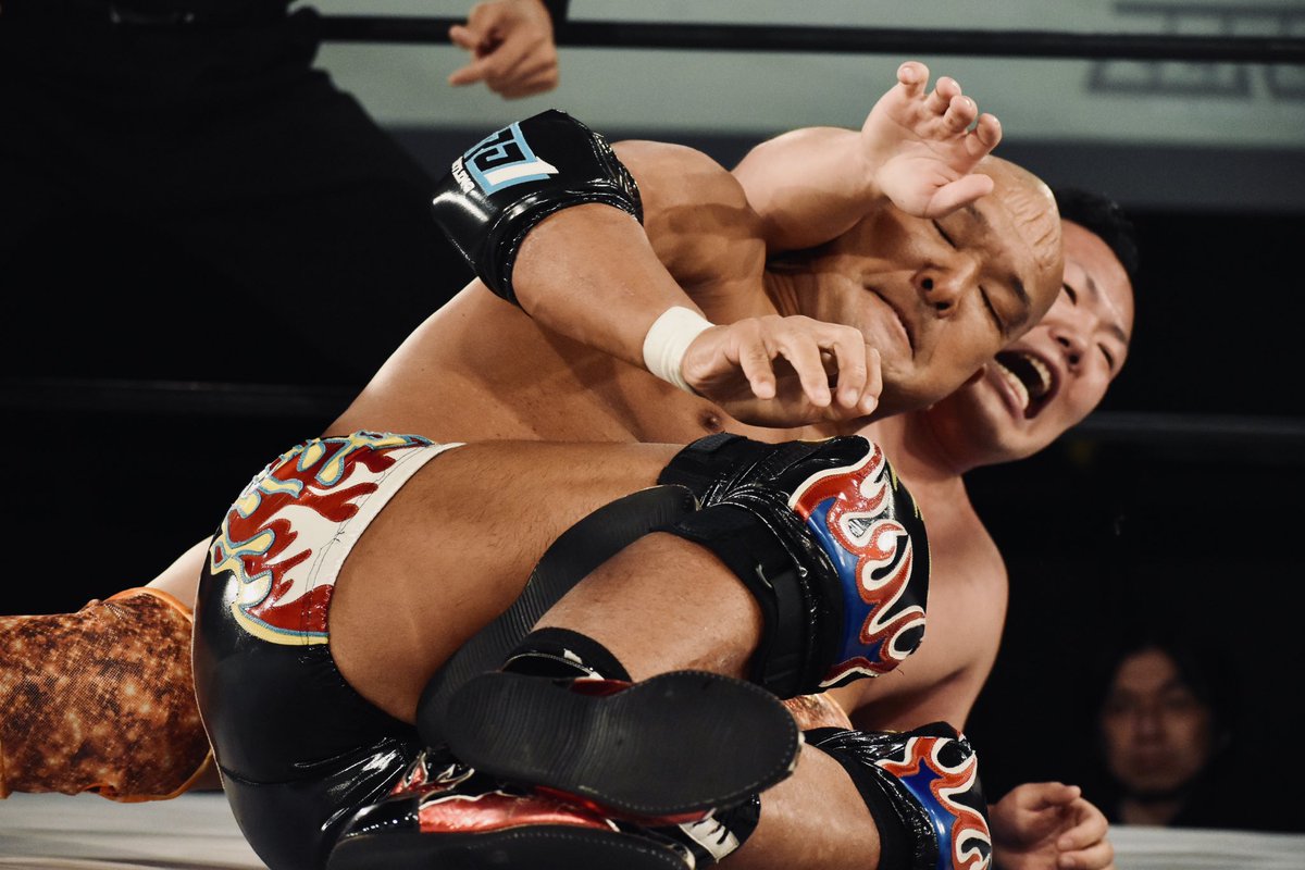 inujima03's tweet photo. 2025.7.4 #pwzero1 新宿FACE
松永準也・朱鷺裕基
🆚田中将斗・菅原拓也 https://t.co/83Zf5T2plR