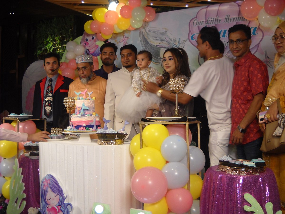 omarsharif81's tweet image. 🌹Birthday party Magic Show of Anayza🎂!
🔍To know more search Google Images:- Magician Omar Sharif/ Magician in Dhaka/ Magician of Bangladesh/ Birthday party best Magic Show planner in Bangladesh🇧🇩.
#Birthday #Party #Magic_Show #Best_planner #Omar #Sharif #Magician_in_Dhaka #BD