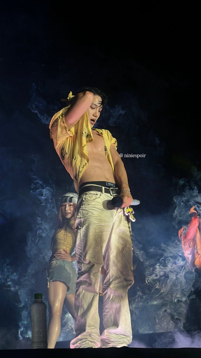 insane

#KAIxWATERBOMB 
#KAI_WATERBOMB_SEOUL