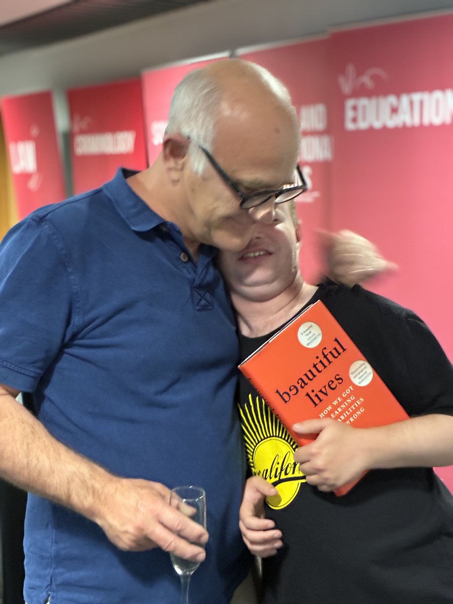 Saba Salman (@saba_salman) on Twitter photo Late to post a moment at <a href="/RoseUnwin/">Stephen Unwin</a>
Beautiful Lives launch: Joey with his book, and pa.
Pic says it all: a book driven by love, on people overlooked in history, arts, politics (life!) and why that's wrong: hachette.co.uk/titles/stephen…
Buoyed by seeing lots of good faces there too🙏 Late to post a moment at <a href="/RoseUnwin/">Stephen Unwin</a>
Beautiful Lives launch: Joey with his book, and pa.
Pic says it all: a book driven by love, on people overlooked in history, arts, politics (life!) and why that's wrong: hachette.co.uk/titles/stephen…
Buoyed by seeing lots of good faces there too🙏