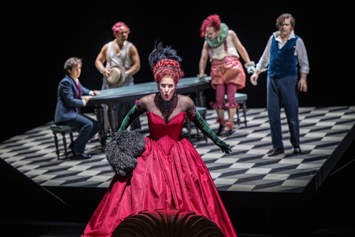 OperaVision_eu's tweet image. Next week in Zürich, Offenbach’s The Tales of Hoffmann returns in Andreas Homoki’s acclaimed production, led by @fogliani starring @saimirpirgu 🔴 LIVE from @operzuerich on 12 July. Pre-stream at 18:30 CET, curtain up at 19:00 CET.
➕ operavision.eu/performance/le…