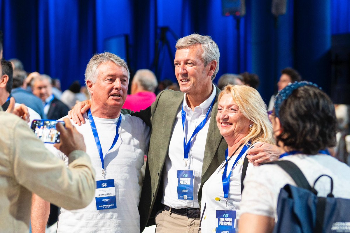 Fin a un Congreso Nacional do <a href="/ppopular/">Partido Popular</a> histórico, con gran protagonismo de Galicia e con <a href="/NunezFeijoo/">Alberto Núñez Feijóo</a> lanzado hacia a Presidencia do Goberno.

Seguimos! 💪🏻

#TomaPartidoPorEspaña 🇪🇸