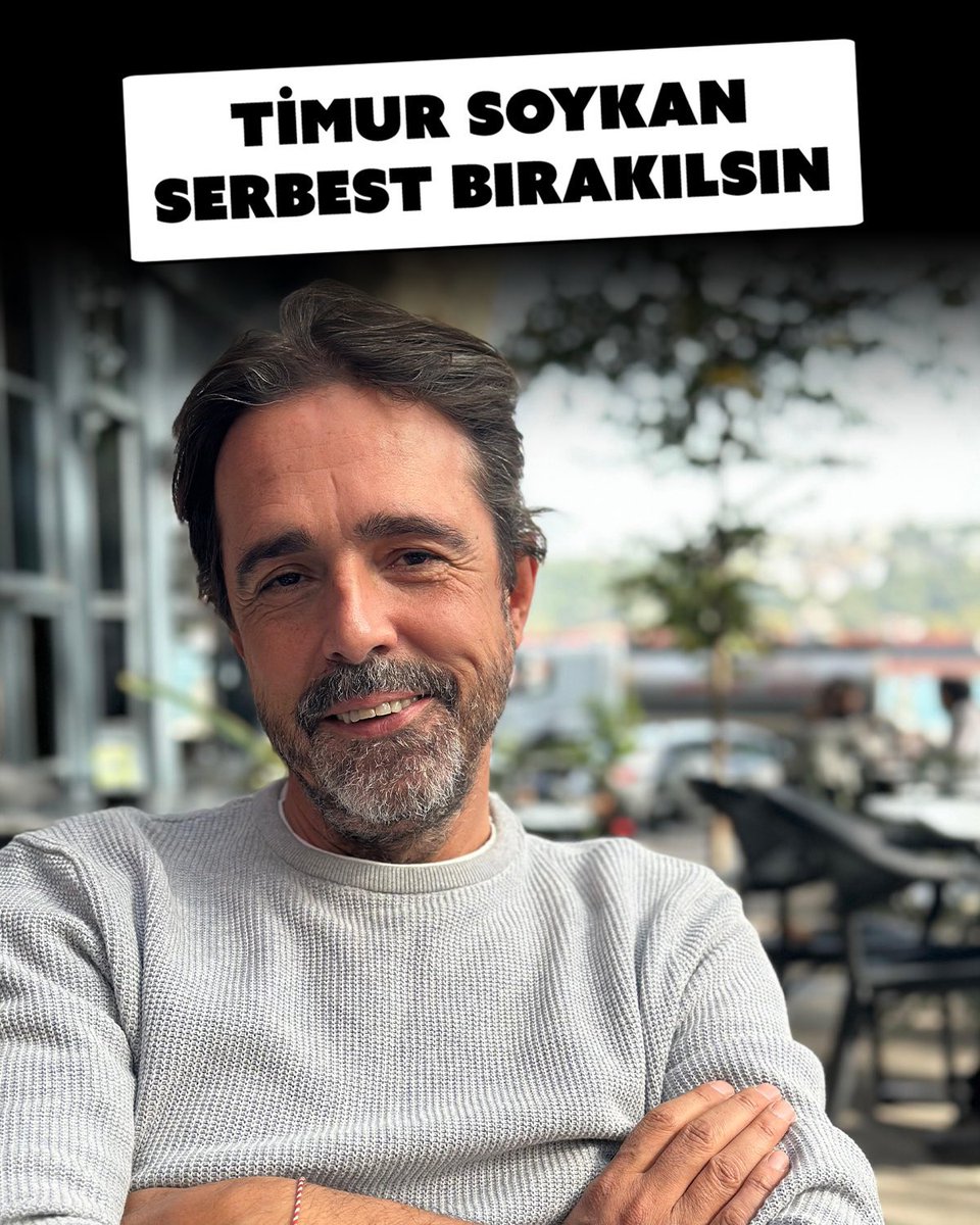 “Sansür Yasası” diye uyardığımız TCK 217/A gazetecileri hedef almaya devam ediyor.  Gazeteci Timur Soykan gerçekleri yazdığı için tutuklama talebiyle Sulh Ceza Hakimliği’ne sevk edildi.

Meclis’te, “Basın özgürlüğünü kısıtlamayacak” diyen iktidar; bu maddeyle, siyasallaşmış