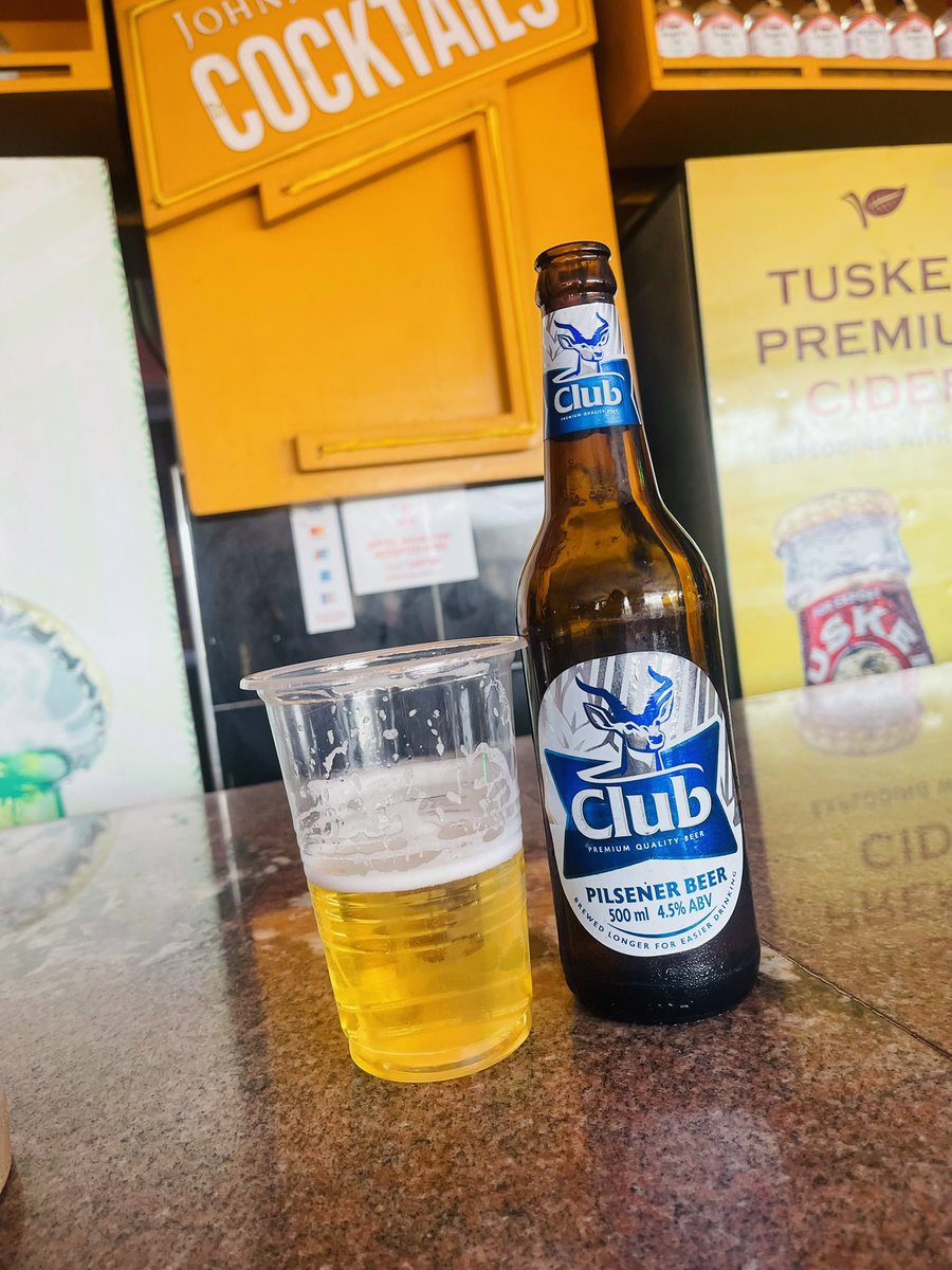 Current location <a href="/Vybz_Lounge/">Vybz Lounge Mbarara</a> 
#LuxeInBlanc 
Muliwa ?