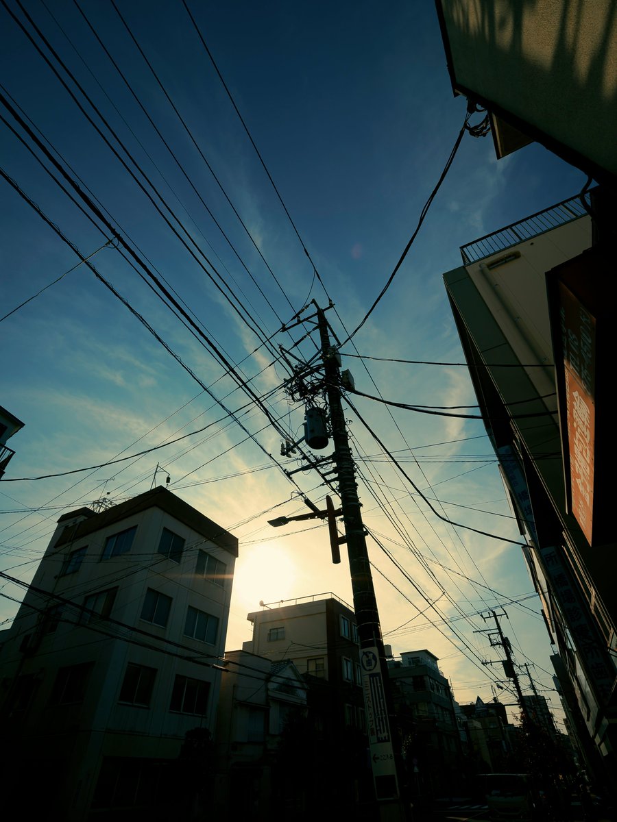 電線

#写真好きな人と繋がりたい
#電線同好会