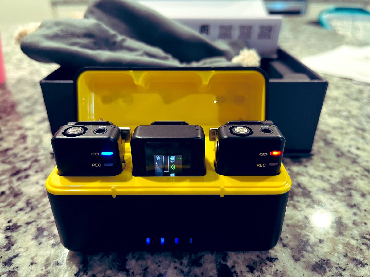 So, I am venturing into IRL content centered around my basketball coaching

I gotta say for less than $100 this thing rocks. Do some post editing &amp; most people won’t know the difference between this &amp; the near $400 DJI

Big thanks to @tactigray for putting me on this 🤙 absolute