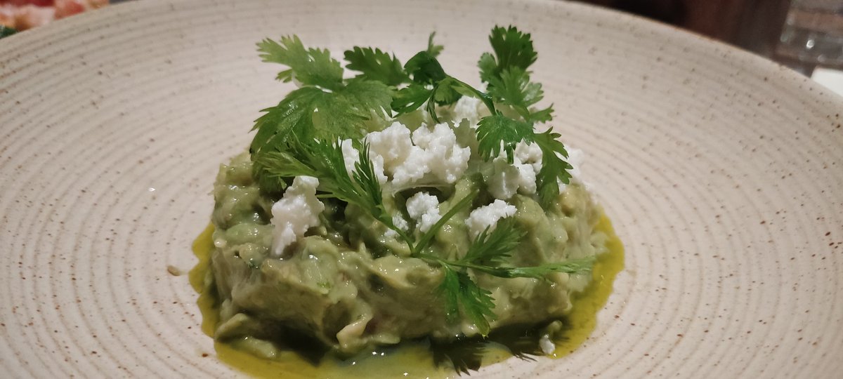 Went to a fancy mexican restaurant. Food was excellent, but portions were for teeny tiny goblin folk that have the stomach capacity of a thimble 😩