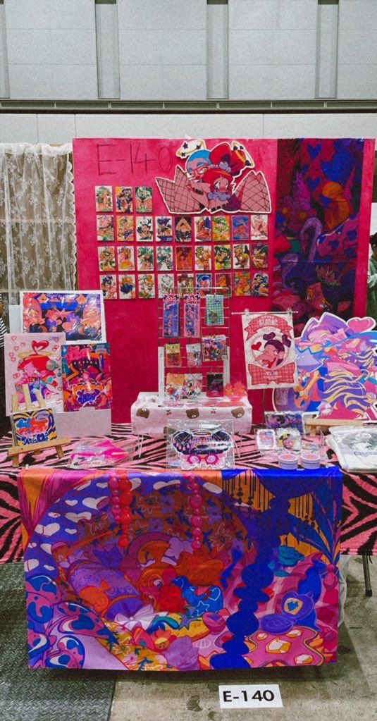 #デザフェス61 2日間ありがとうございました！TCMからのお客さんも、初めましての方もご購入頂けて本当に嬉しかったです！次はライブペイント枠狙うぞ〜🧜‍♀️当たりますよーに！