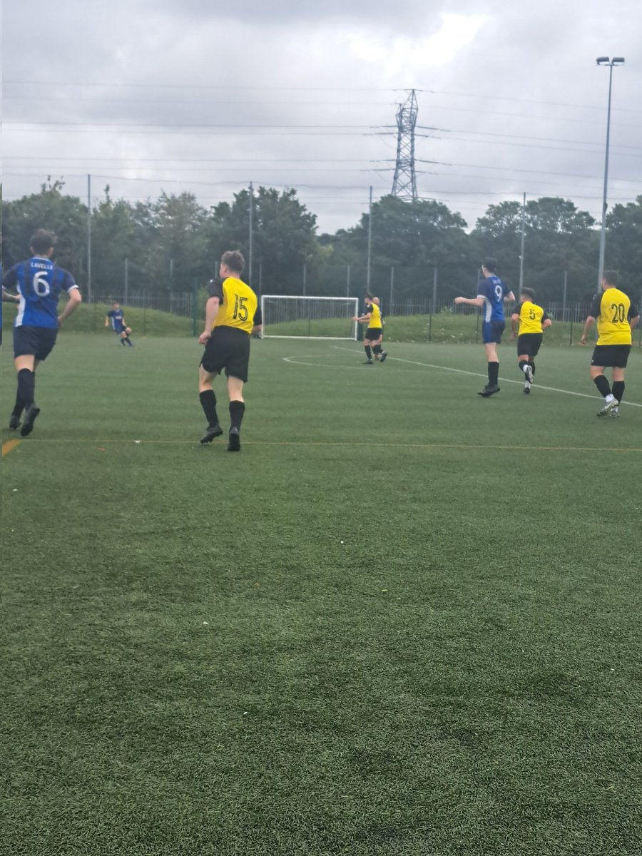 Another good preseason game today against Glenavon at Woodchurch.  After going 2 goals behind in the first half,  Jordan Morley pulled one  back midway through the second half.  New Brighton pushed hard for another goal but couldn't find an equaliser. Preseason going well