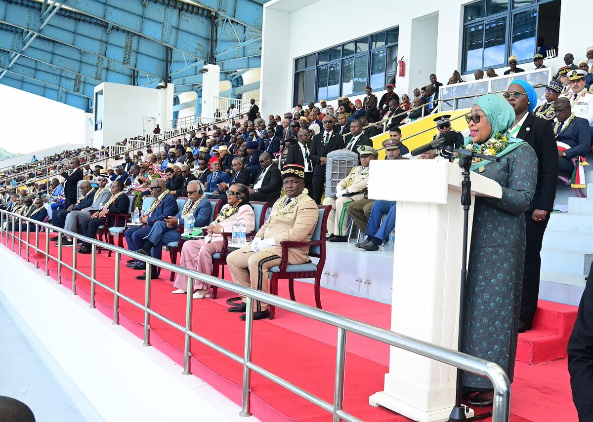 Mwaka 1962 Chama cha Ukombozi wa Comoro (MOLINACO) kilianzishwa jijini Dar es Salaam ikiwa ni hatua za awali za kupigania uhuru wa nchi hiyo. Leo nimepata heshima ya kuwa Mgeni Rasmi katika Maadhimisho ya Miaka 50 ya Uhuru wa Comoro. Hakika, ni jambo la kujivunia kuona mchango