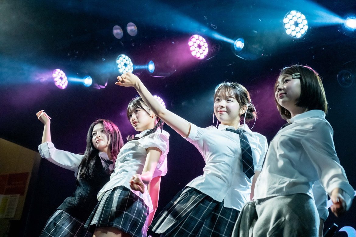 GvLQveGW0AA-aP5?format=jpg&name=medium