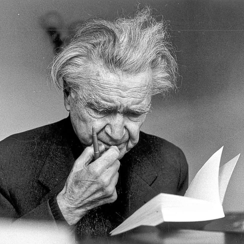 "On n’habite pas un pays, on habite une langue. Une patrie, c’est cela, et rien d’autre."
Emil Cioran, Aveux et anathèmes