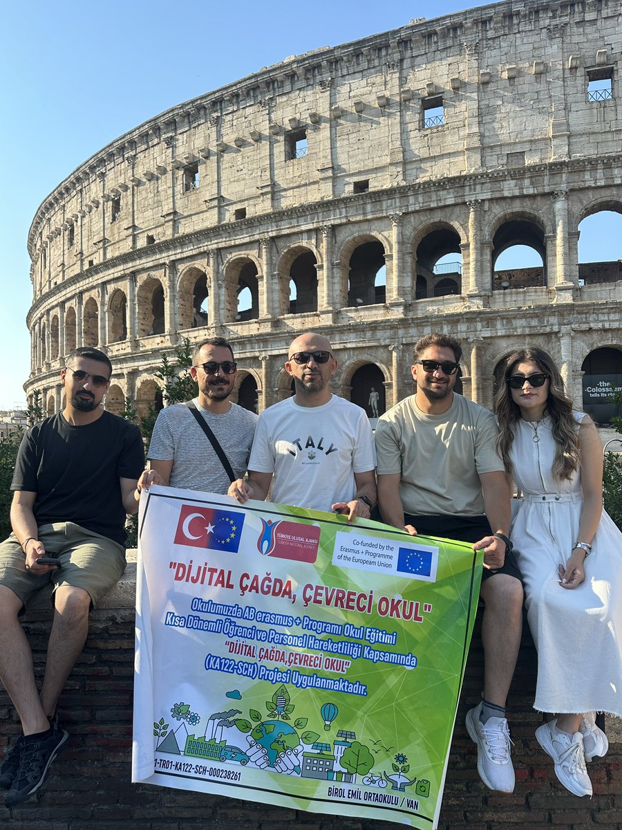 “Dijital Çağda Çevreci Okul” başlıklı Erasmus+ projemiz kapsamında kurs faaliyeti için  Roma/İtalya’dayız. 
 #erasmus <a href="/ipekyolukymkmlg/">İpekyolu Kaymakamlığı</a> <a href="/ulusalajans/">Türkiye Ulusal Ajansı 🇹🇷 Turkish NA</a> <a href="/VanilMem/">Van İl Milli Eğitim Müdürlüğü</a>