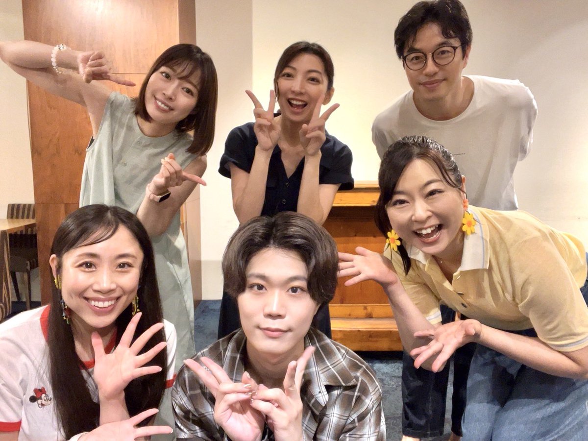 #劇団あさごはん「 #賑やかなサイレント」
ありがとうございました👏✨

おかげさまで当初の予定より多くの方に
観ていただけました😌🫶
ゲストの鮫島さんのネイルかわいかった✨

差し入れとチェキもありがとう♡
本当にいつも感謝！

次回は12日(土)になります☀︎
一緒に楽しみましょう🥰