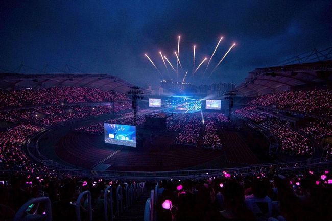ibratzlly's tweet image. THIS IS BLACKPINK