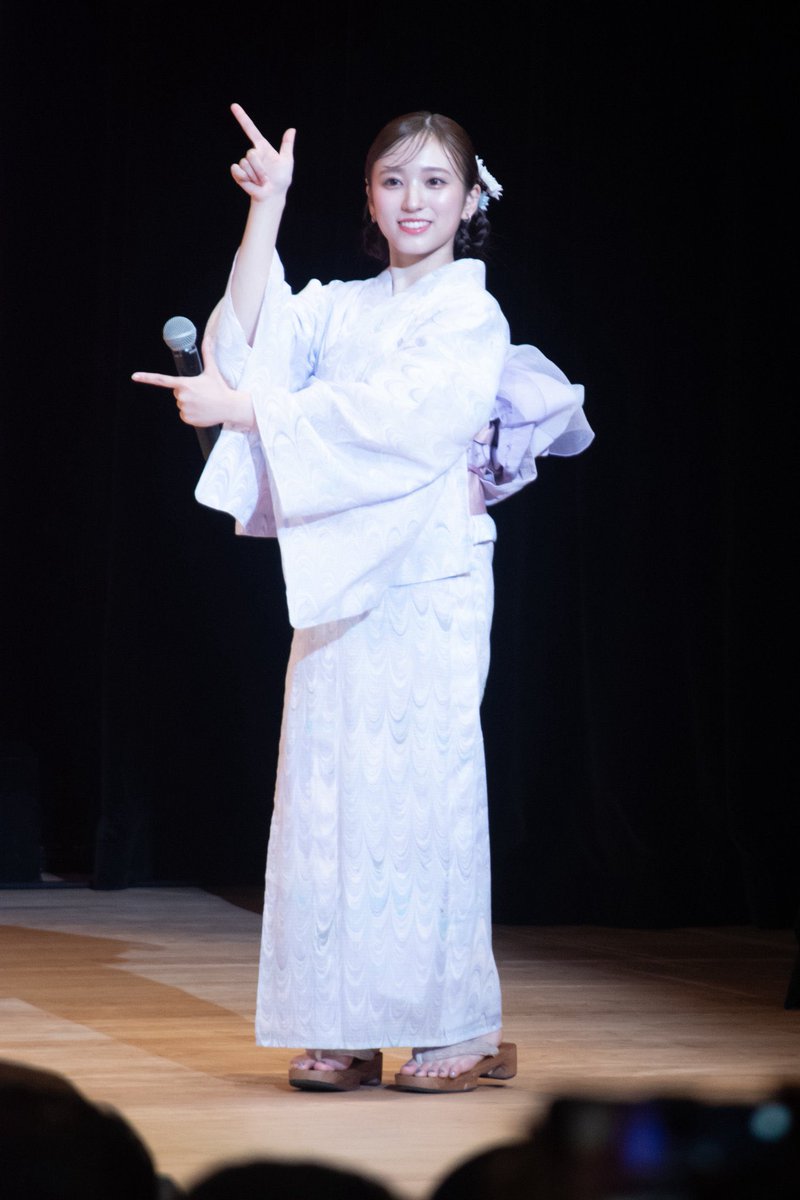 ファンミありがとうございましたー！
ゲスト豪華すぎー！！！みな実さん、奈子、ありがとうございました💝

応募してくださった全ての皆さん、オンラインで見てくれてた皆さん、ありがとう！！