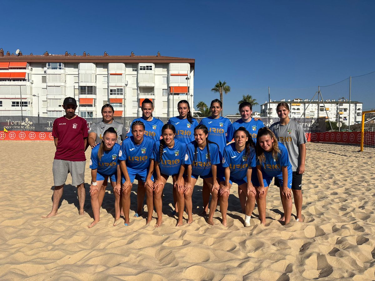📌 SENIOR FEMENINO

⚽⛱️ FÚTBOL PLAYA

Gran actuación de las nuestras compitiendo hasta el final en la lucha por la 5a y 6a plaza del playoff.

Mención especial a Fali, padre de nuestra jugadora Samara, por su colaboración para que esta aventura del fútbol playa haya sido posible