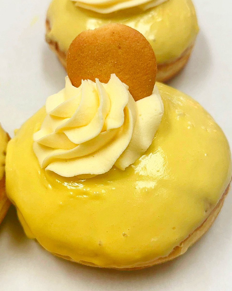 Check in on your Central Texas friends y’all. 

It’s a weird adulting trick that we have to sound happy &amp; market our usual business when destruction is so near us. Thank you first responders 🙏 

#momosdonuts #Sunday
momosdonuts.square.site