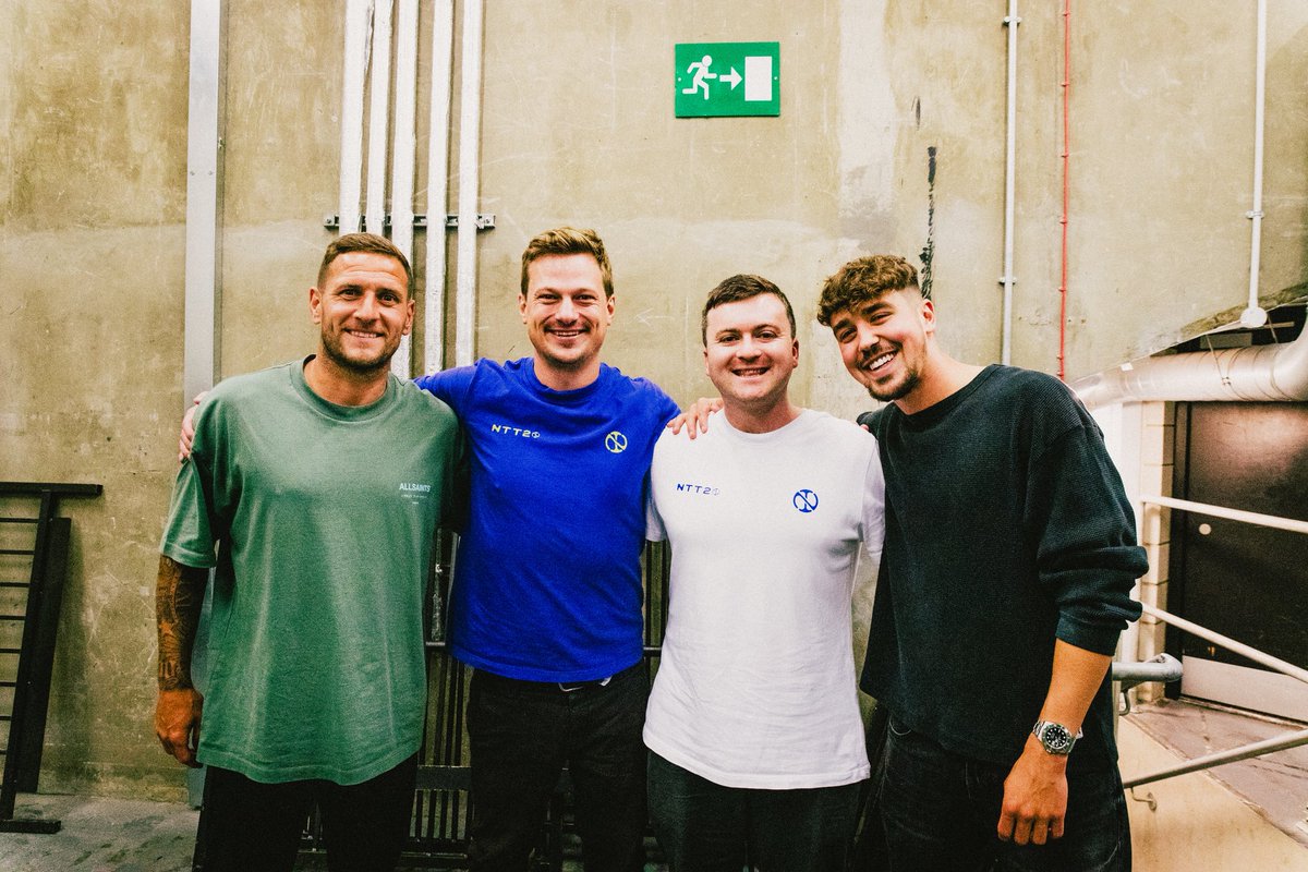 Not The Top 20 Pod tweet media