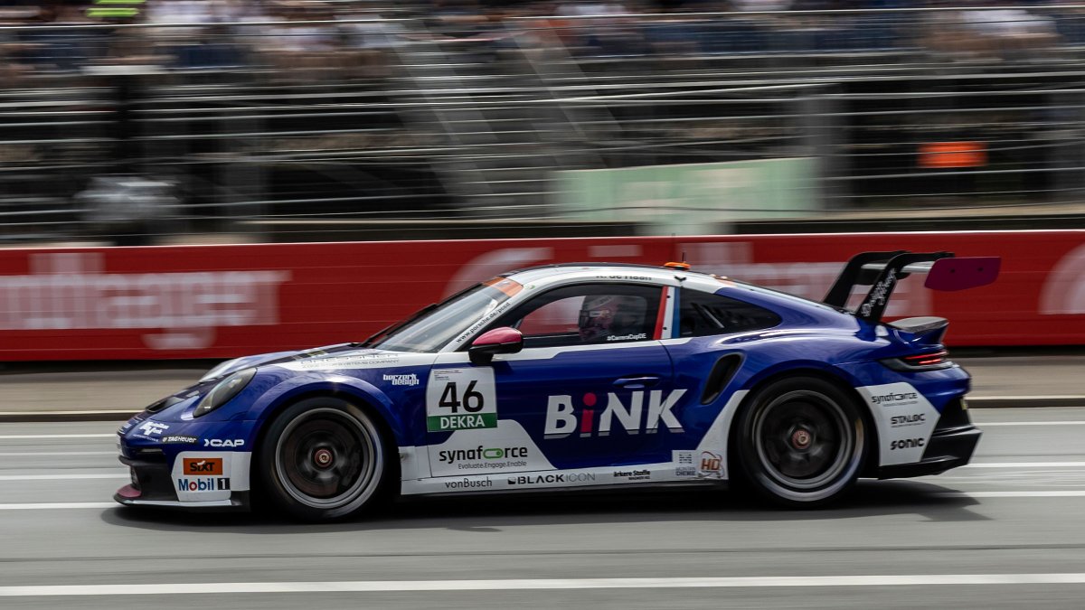 #CarreraCupDE – “It was a smart move to take the outside line into the first hairpin. But it paid off”, Robert de Haan (Proton Huber Competition) described the decisive moment on his way to victory in #Porsche Sixt Carrera Cup Deutschland season race #8 at #Norisring

#911GT3Cup