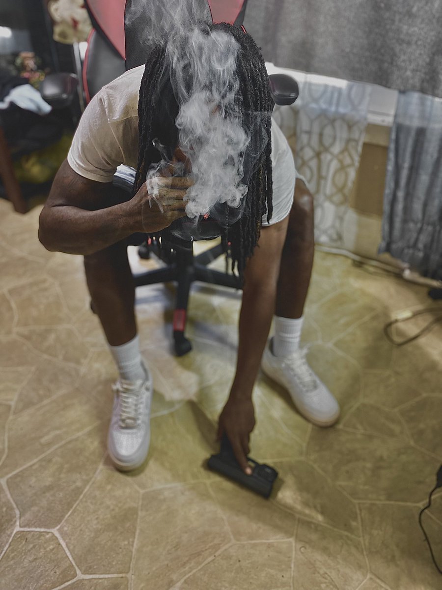 jugg_j34's tweet photo. Smokin yo homie 🔥🫥 https://t.co/UD7EvqzYKH