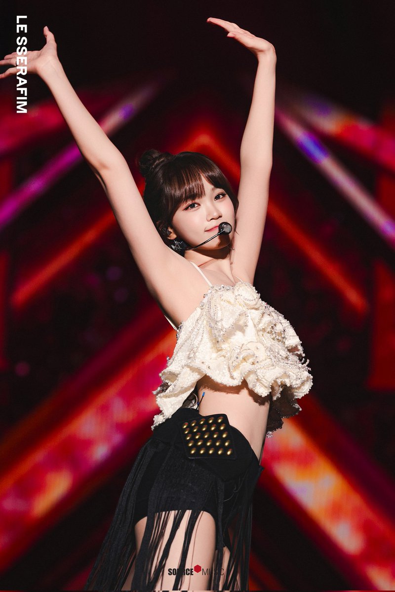 2025 LE SSERAFIM TOUR 'EASY CRAZY HOT' IN JAPAN Photo Sketch — KIM