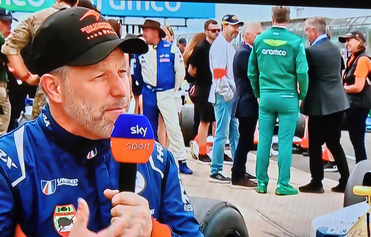 Clemento1303's tweet image. ...little game for you, watch the f1 race and try to find @frentzen_hh durin the Broadcast 🤓 every time you see him get a new beer 🍺🥳😉
@eifelronaldo @AxelRacingTeam @UnracedF1 @bevila011817 @Cowboy_Coffee @Faccine @ilundici