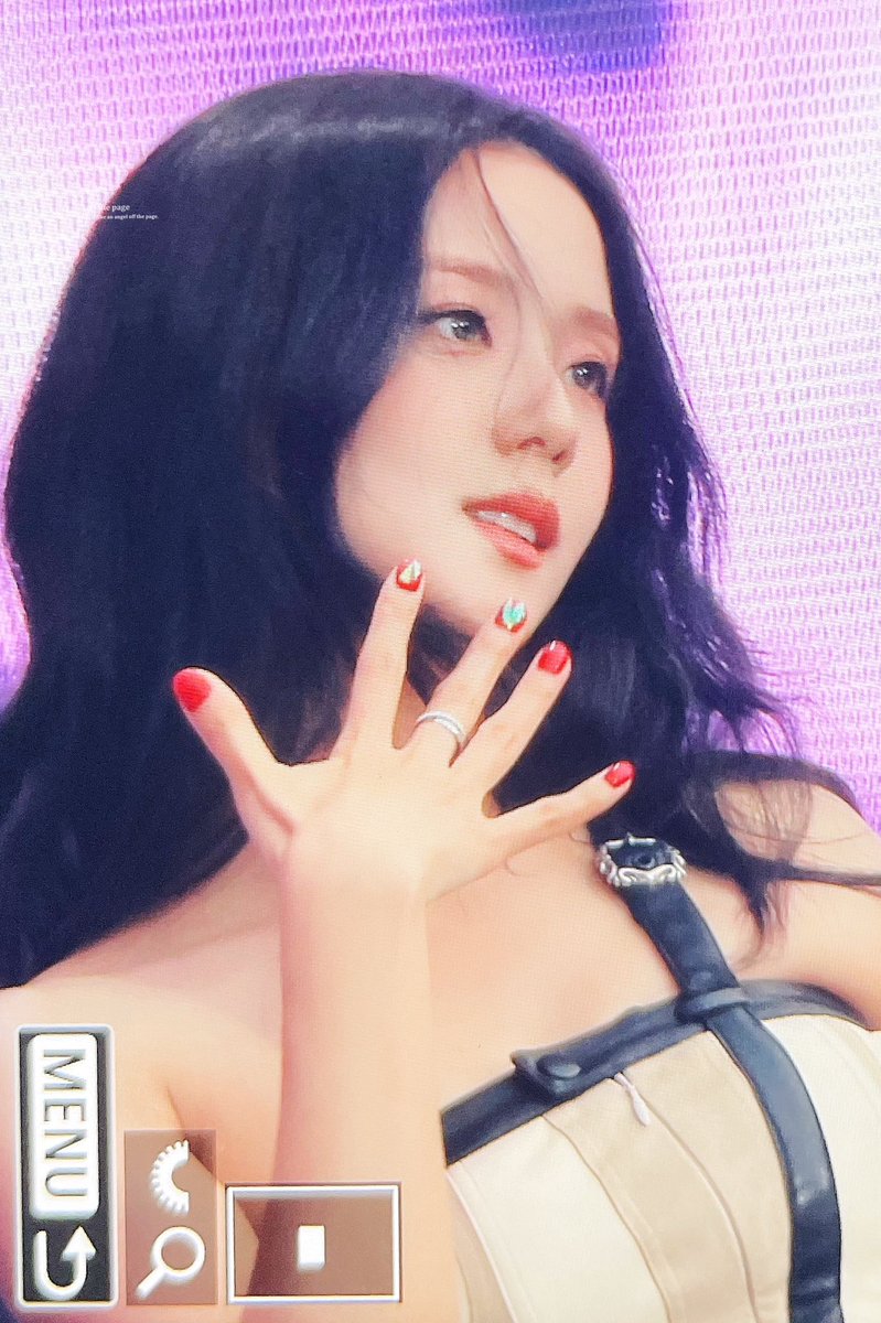 Off the Page🫨💓 tweet media