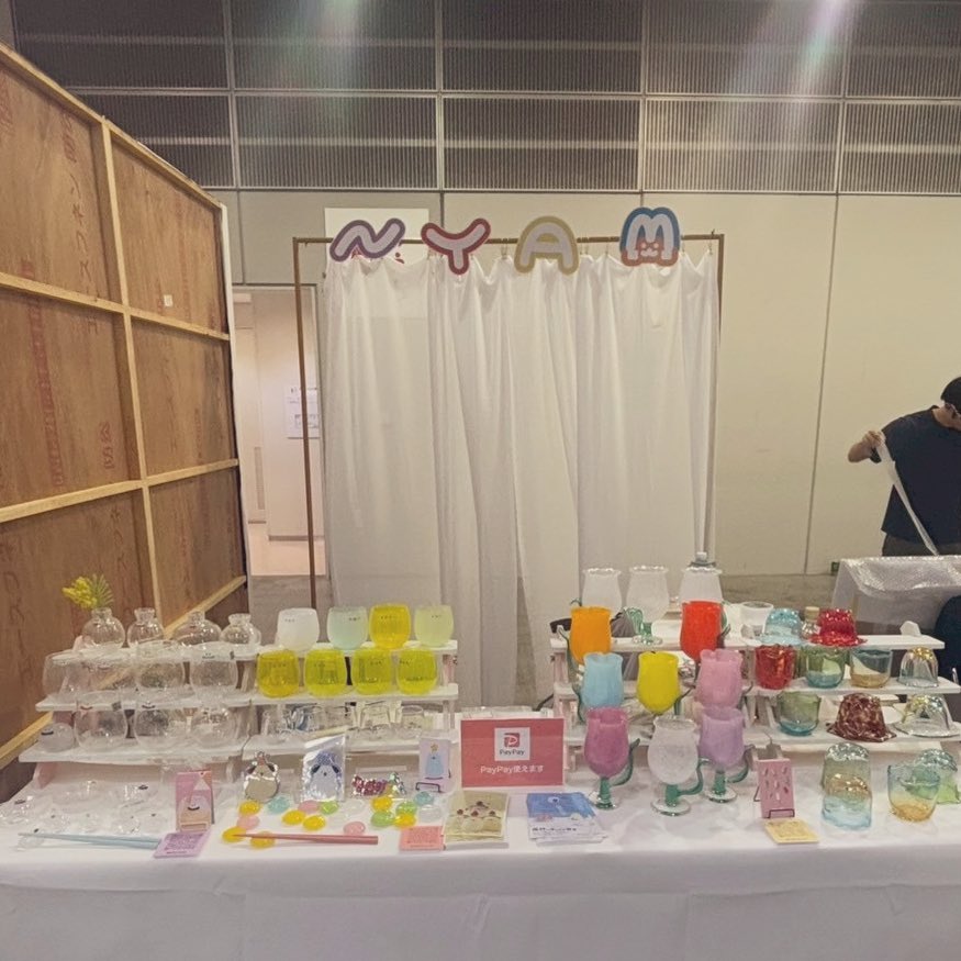 nonasuke_'s tweet image. 改めましてデザフェス2日間ありがとうございました👀
沢山の方に見て頂く機会は毎回緊張しますがそこでしか得られないものがあるので楽しんでいます😌
お次はハンドメイドジャパンフェス❕
在庫を少しでも増やして皆様に見ていただけるよう制作に励みます🏋️
#デザフェス61 #デザフェス