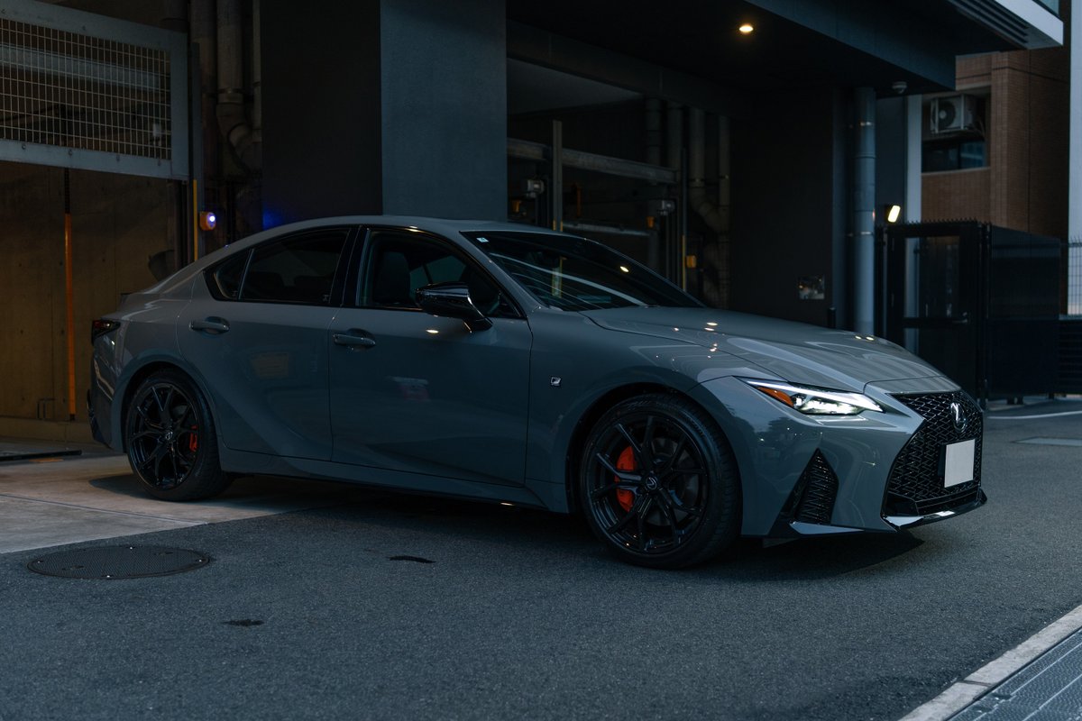 capilotz's tweet image. This is my new car !!
LEXUS IS300 Mode black IV
#LEXUS #is300
