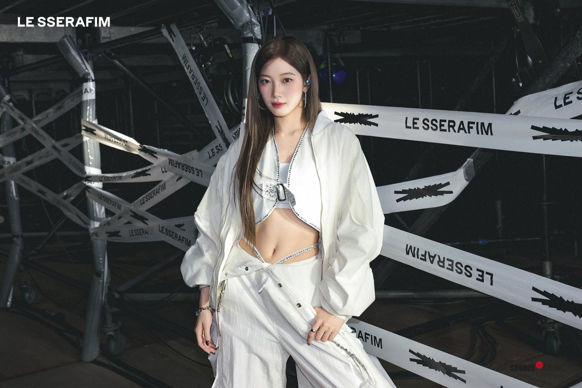 kazuha 5871556890.g_400-w-st_g.jpg