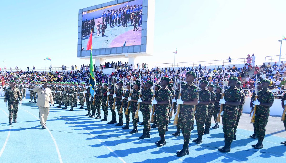 Mwaka 1962 Chama cha Ukombozi wa Comoro (MOLINACO) kilianzishwa jijini Dar ikiwa ni hatua za awali za kupigania uhuru wa nchi hiyo, na tuliwashinda wakoloni.

Ndivyo ilivyokua hata kwa visiwa vya Ushelisheli.

Tanzania ni tumaini la nchi nyingi sana Africa. Tudumishe hii tunu.