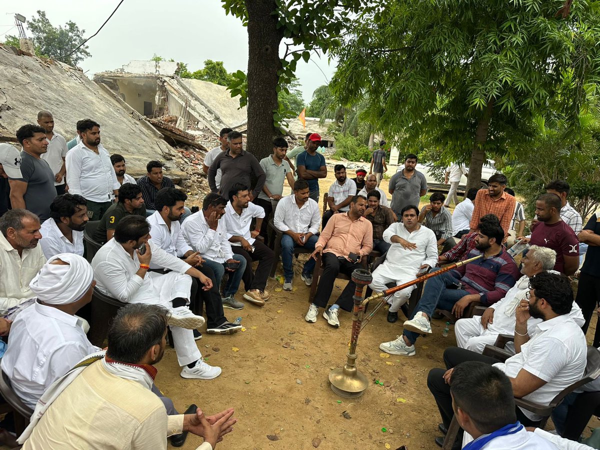 आज गांव अनगपुर में गाव बचाओ आंदोलन में