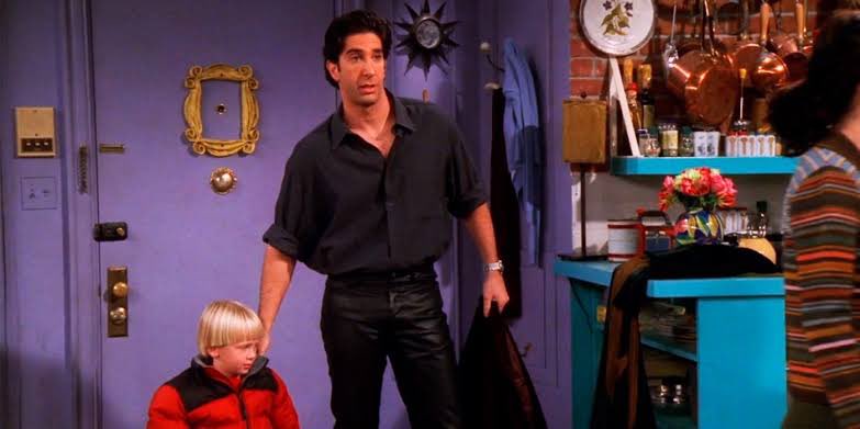 Depois que vi esse EP do Ross em friends nunca quis ter uma calça de couro 😂