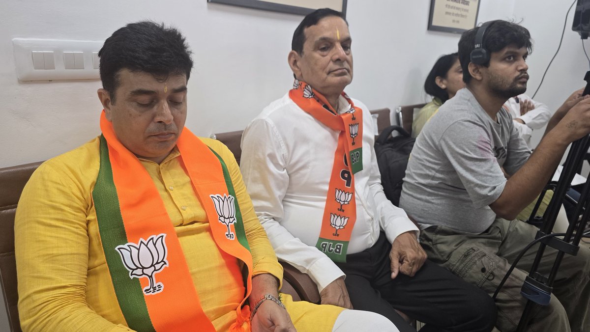 Bhupinder Singh Joon (@joonbhupinder) on Twitter photo आज नांगल देवत गाँव मे महरौली जिला (भाजपा) के भव्य कार्यालय के उद्धघाटन कार्यक्रम में शामिल होने का अवसर मिला, जिसमे दक्षिणी दिल्ली (भाजपा) के सभी वरिष्ठ नेतागण, संगठन के सभी पदाधिकारी व भारी संख्या में कार्यकर्ता शामिल हुए। <a href="/BJP4India/">BJP</a> <a href="/BJPdelhi0908/">BJP Delhi</a> <a href="/narendramodi/">Narendra Modi</a> <a href="/JPNadda/">Jagat Prakash Nadda</a> आज नांगल देवत गाँव मे महरौली जिला (भाजपा) के भव्य कार्यालय के उद्धघाटन कार्यक्रम में शामिल होने का अवसर मिला, जिसमे दक्षिणी दिल्ली (भाजपा) के सभी वरिष्ठ नेतागण, संगठन के सभी पदाधिकारी व भारी संख्या में कार्यकर्ता शामिल हुए। <a href="/BJP4India/">BJP</a> <a href="/BJPdelhi0908/">BJP Delhi</a> <a href="/narendramodi/">Narendra Modi</a> <a href="/JPNadda/">Jagat Prakash Nadda</a>