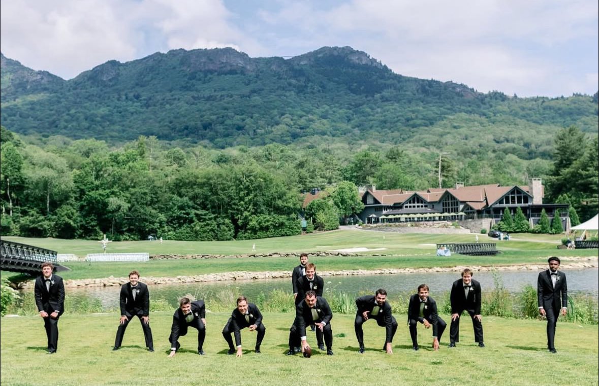Drake Maye doing his wedding pictures right