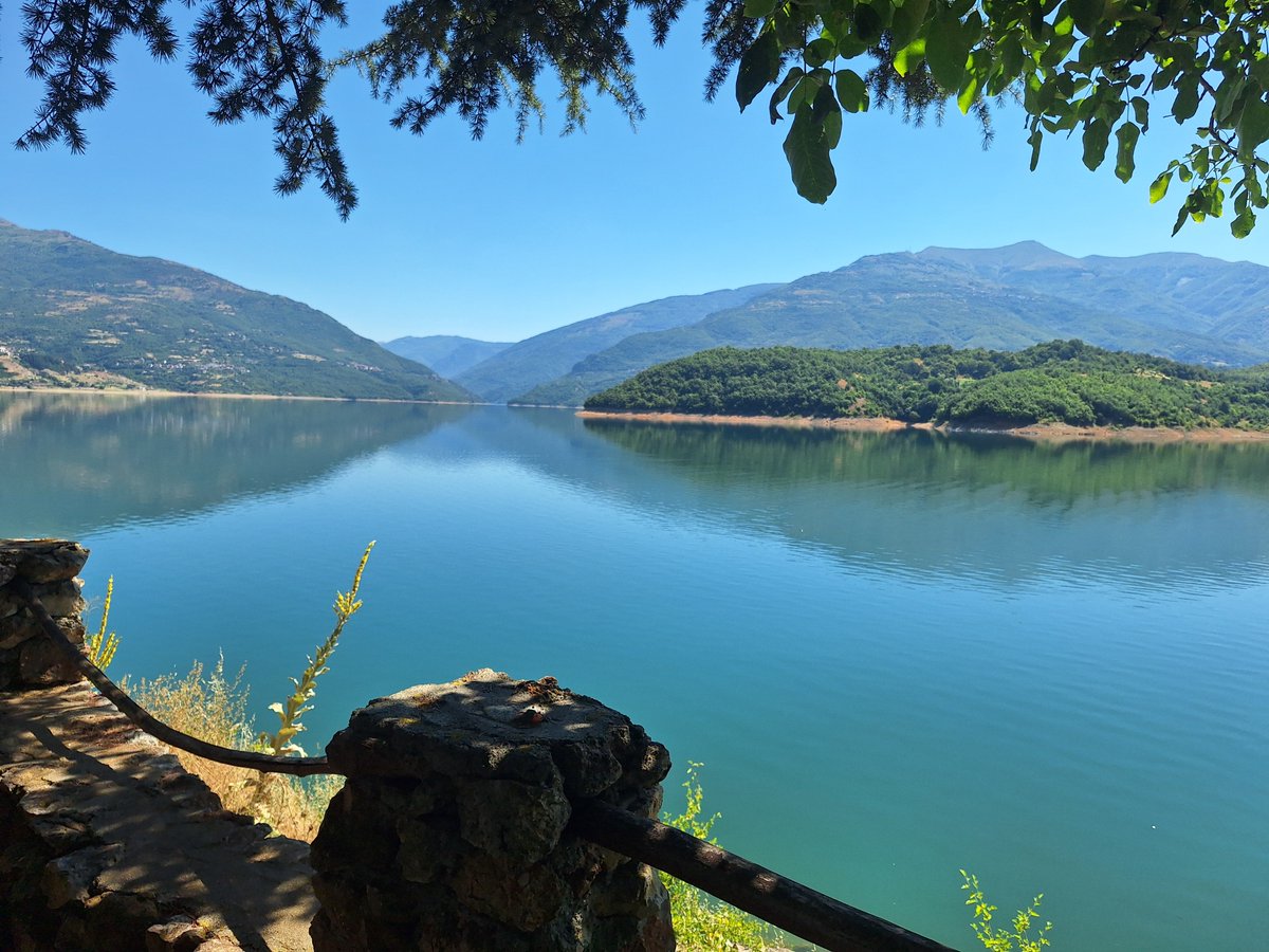 shopkarishte's tweet photo. Уште малку дебарска убавина.
#Debar Macedonia 🇲🇰 https://t.co/iUFjr6PkiP