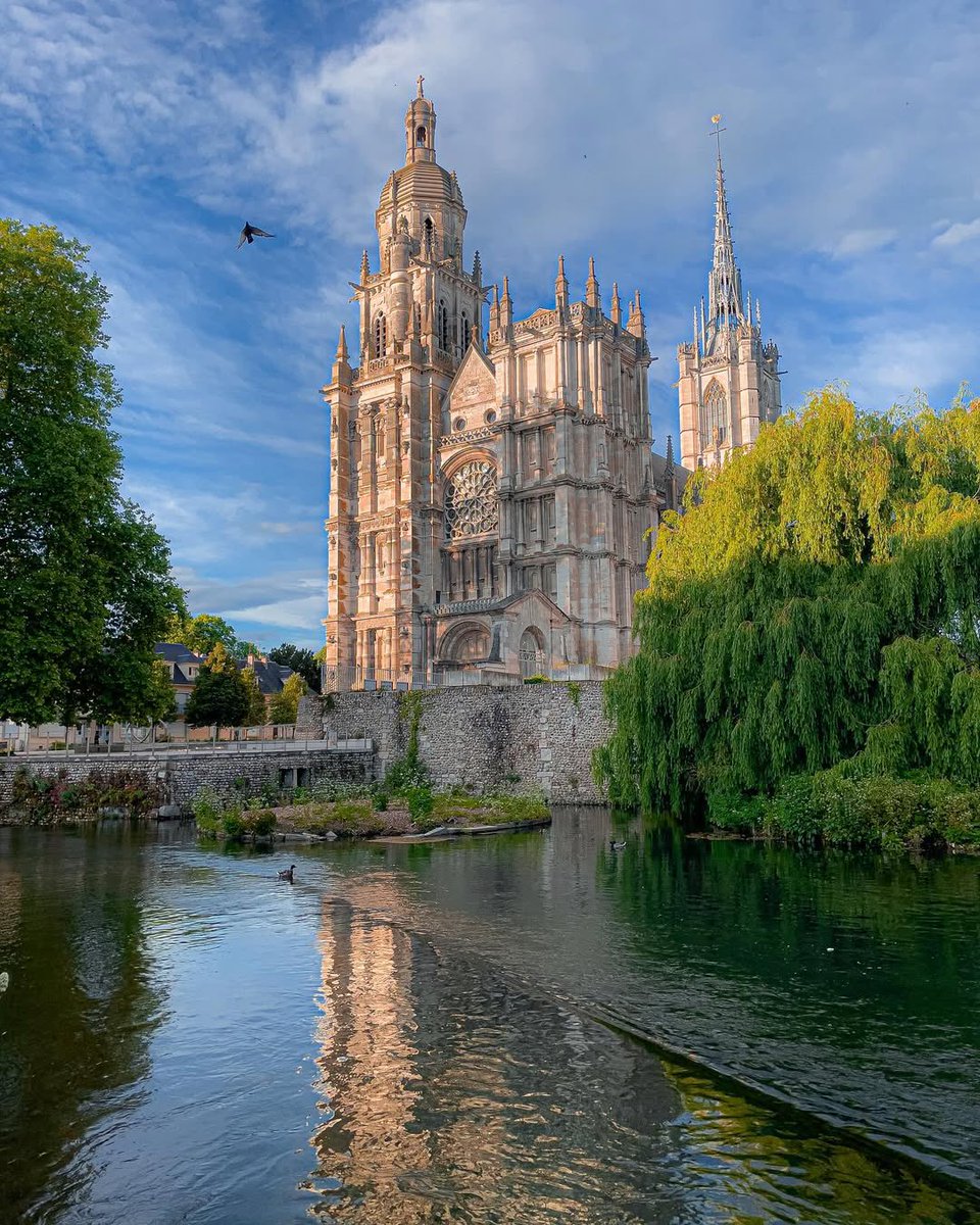 archi_tradition's tweet image. Évreux Cathedral, France 🇫🇷