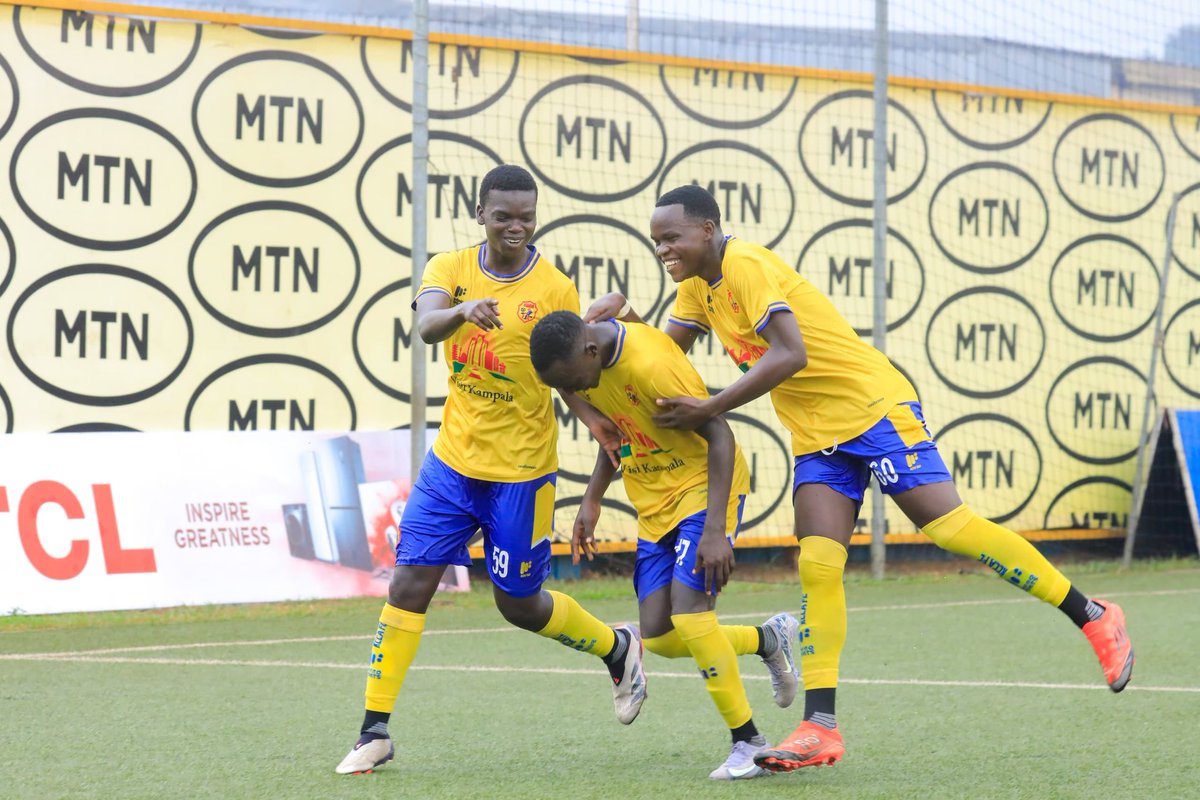 60' (2-0)
GOOOOOAAL!!
Substitute Baker Musharaf finds the back of the net with his first touch on the ball. Deft delivery from Ismael Fahad.

#KCCAFC #KCCAMAR #KCCAFCSA #FUFAJuniorsLeague