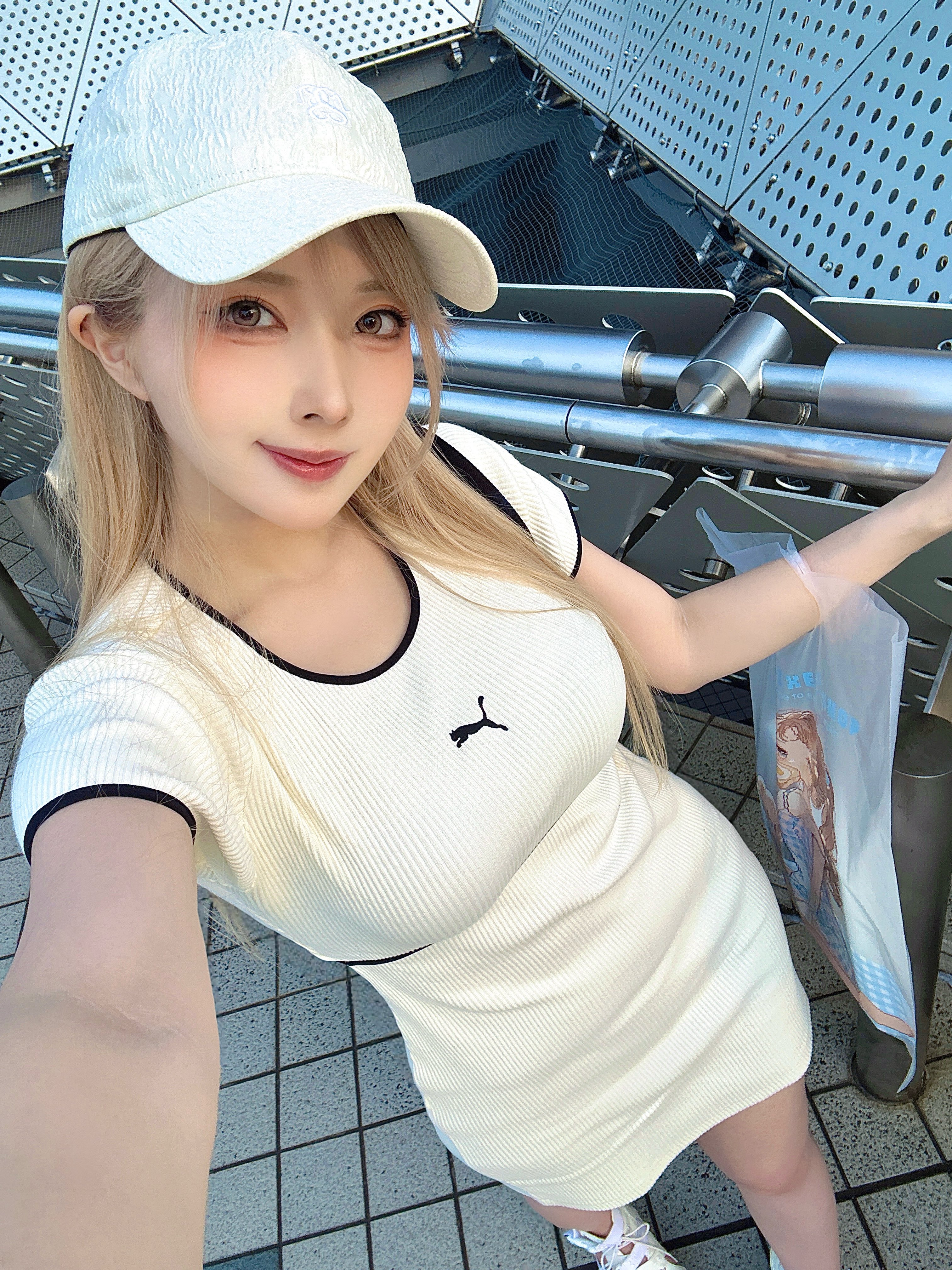 高速配送 もも㌠🍑🍑🍑📸 (@momotan_lv20) X / バッグ