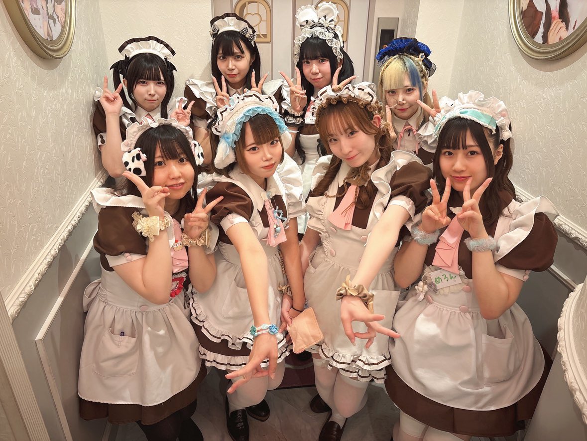 athome_cafe's tweet image. あっとほぉーむカフェ大阪本店3階
ご帰宅ありがとうございました( ⁎ᵕᴗᵕ⁎ )❤︎
明日もご主人様お嬢様のご帰宅をメイド一同こころ待ちにしております(*´`)
らすとぐみ
♡ゆに♡てぃな♡れあり♡らずり♡こいぬ♡よち♡らむむ♡めろん♡