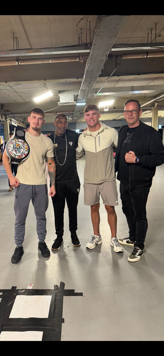 Pat Barrett with new Central Area Champion 🏆 @Ryszard Lewicki, title challenger @GeorgeKilleen 🥊 (in action August 30th), and @Ronnie — a key force behind the scenes.
Captured at last night's show where history was made. This is what building from the ground up looks like. 🖤🥊