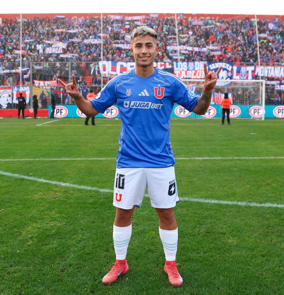 Un Lucas de la suerte 💫🥷 

Buen domingo azules 🤘💙