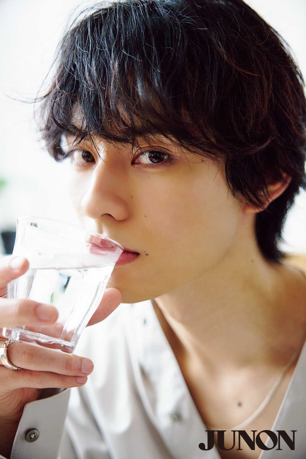 写真】前田拳太郎さんのサイン入りチェキ- MANTANWEB（まんたん