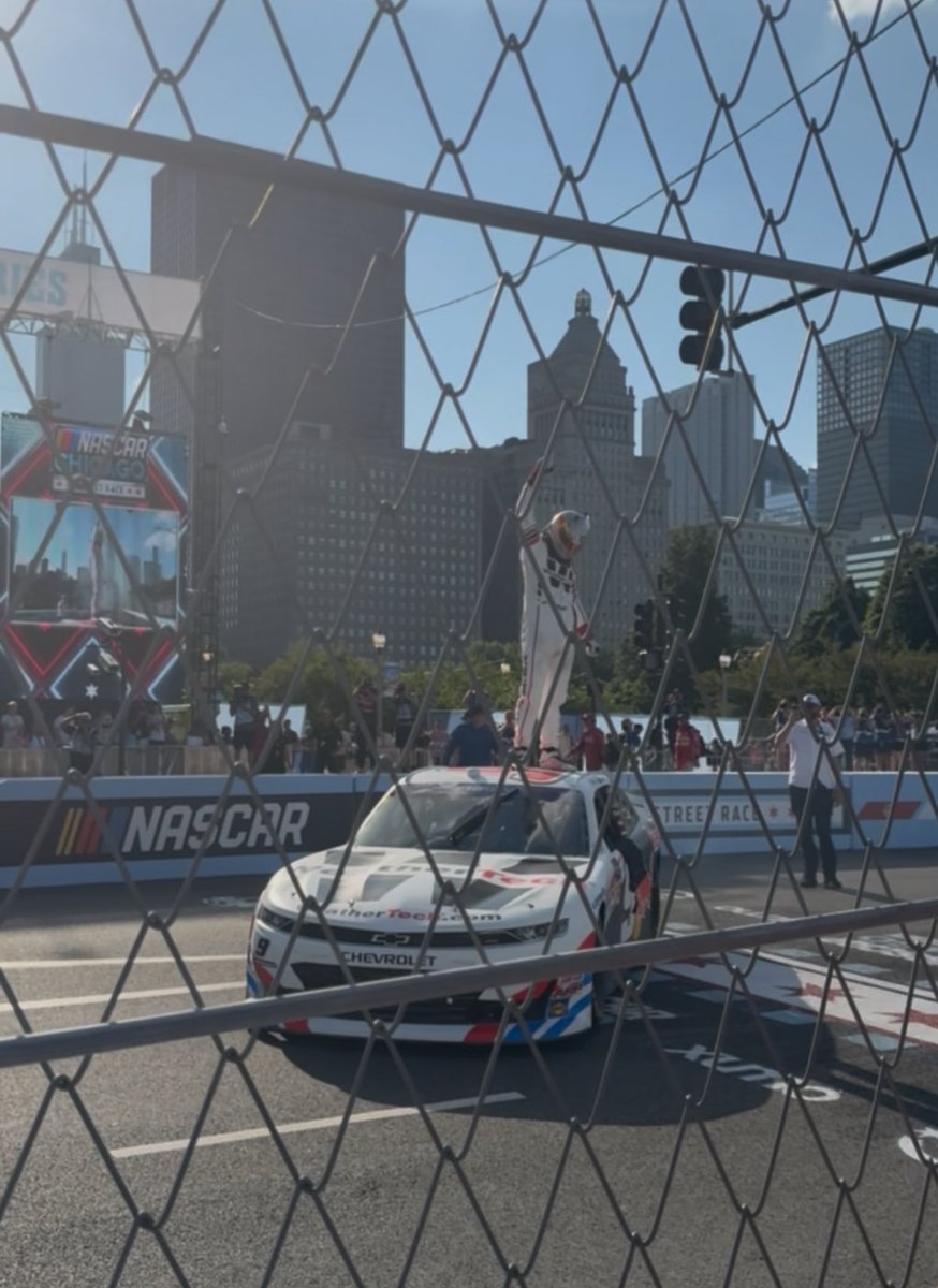 J_Methy's tweet photo. @TeamTrackhouse @JRMotorsports @WeatherTech @shanevg97 I caught that same moment. Somehow I got closer than you but stupid fence was in my way. https://t.co/EjxDeutUJa