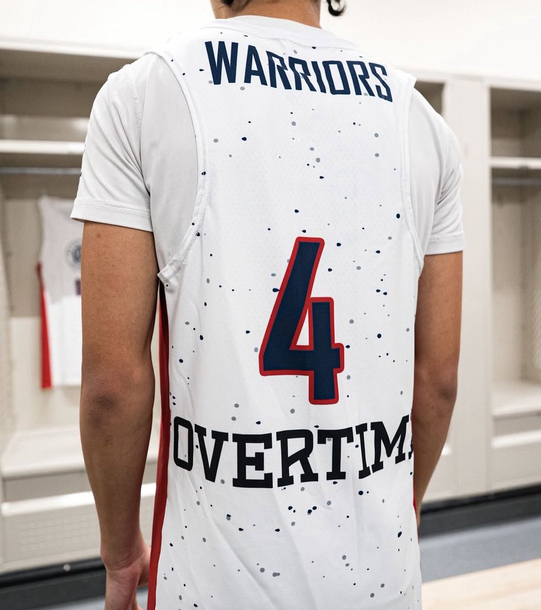 DM us for custom Overtime basketball uniforms!
Your team can be one of the first to rock the “O”
🔥 

<a href="/overtime/">Overtime</a>